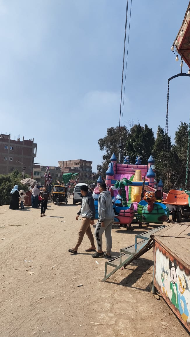 الألعاب بمنطقة القناطر 