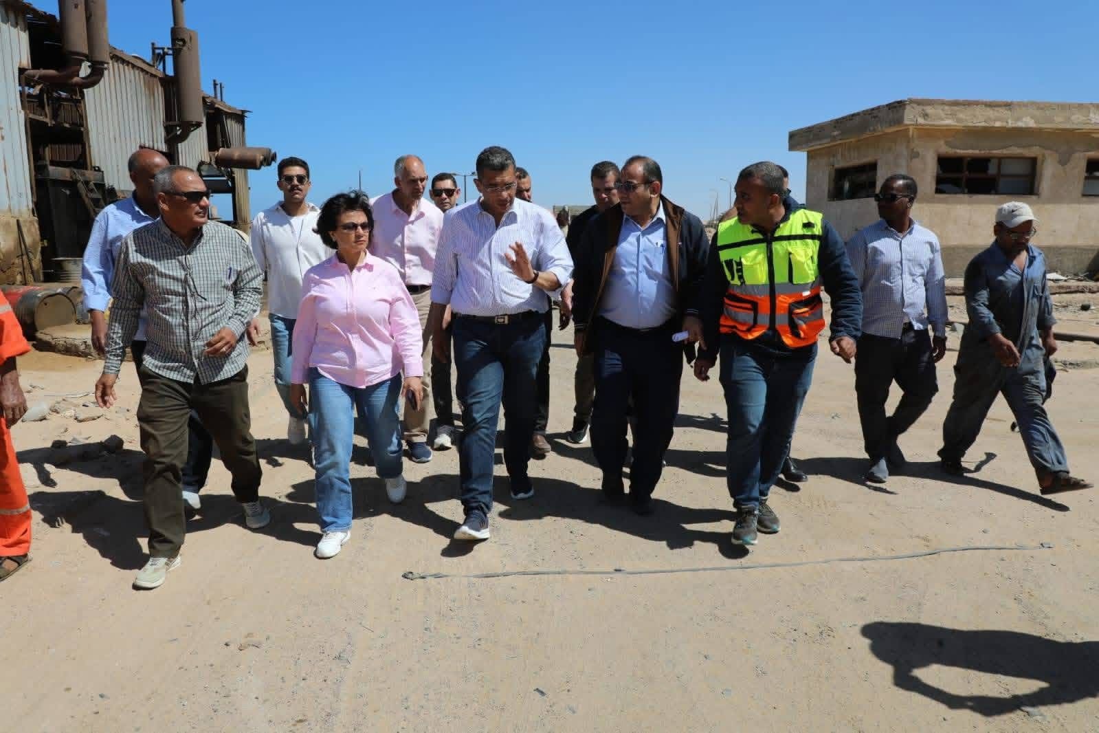 المحافظ فى حلايب وشلاتين،