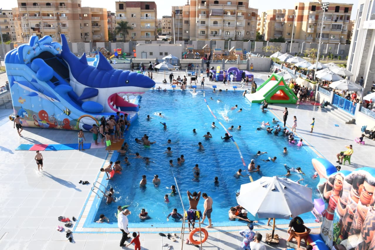 حمام السباحة في الجزيرة 2 خلال شم النسيم