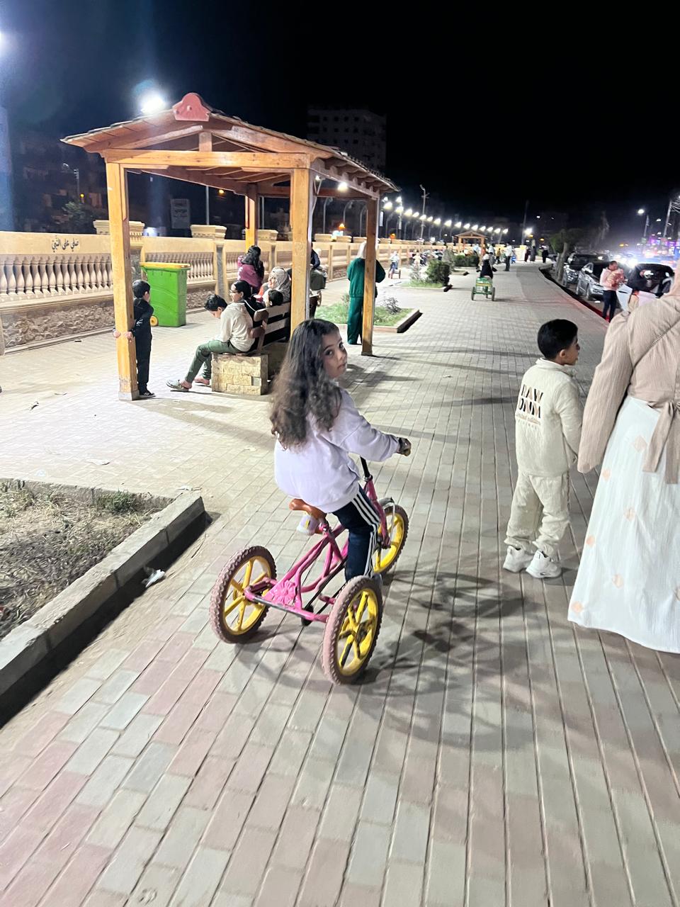 أجواء إحتفالات شم النسيم أجواء إحتفالات شم النسيم