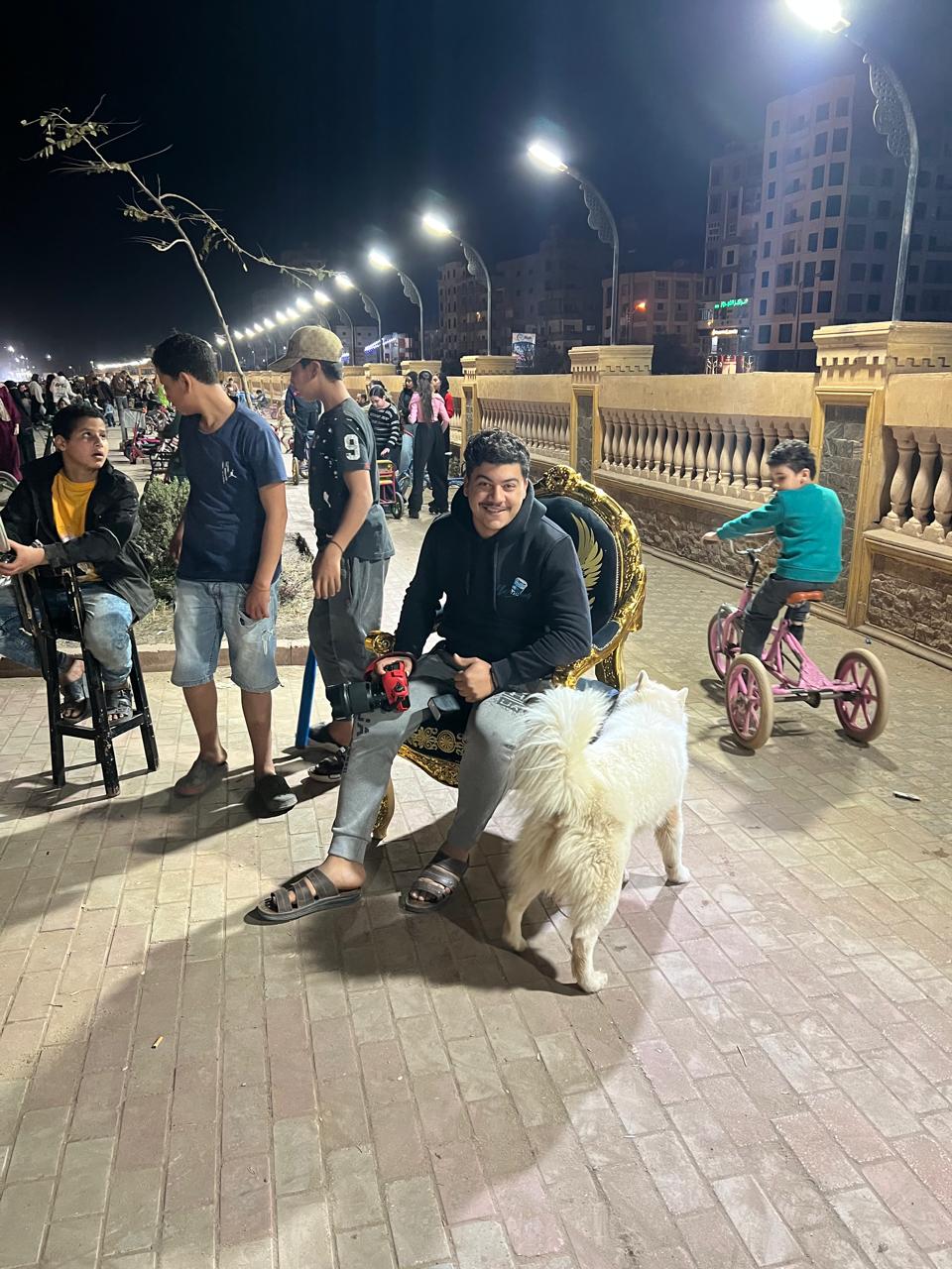 التقاط صور تذكارية التقاط صور تذكارية