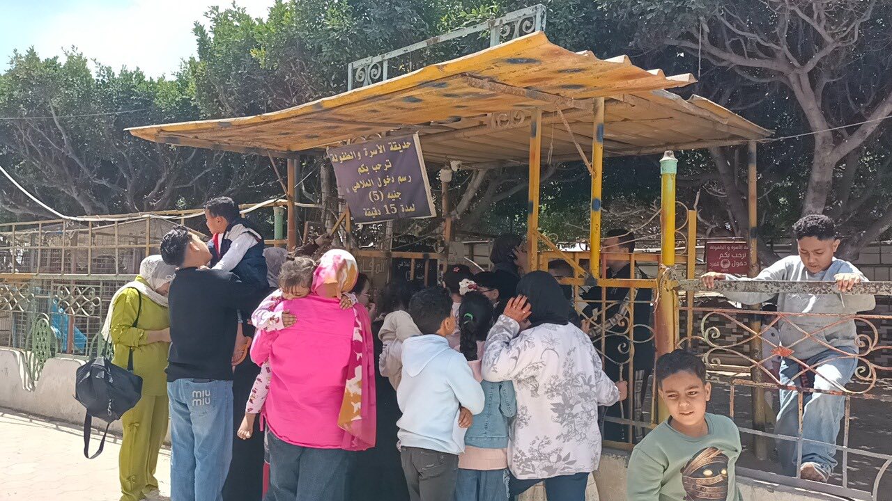 اقبال على الملاهي