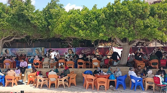 توافد-الاهالي-على-حديقة-الاسرة-والطفولة