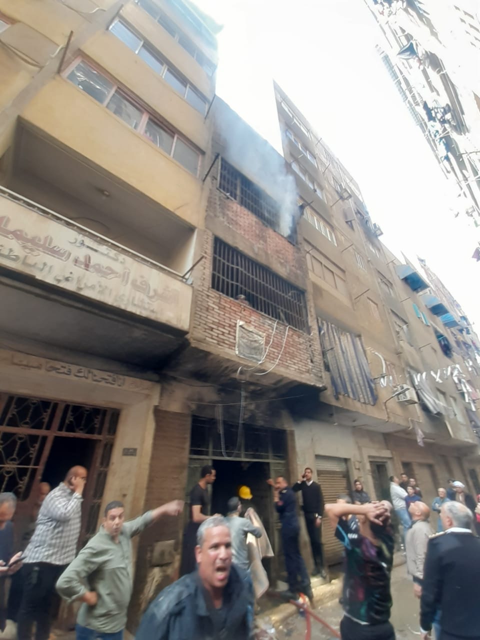 حريق مصنع احذية بالزاوية