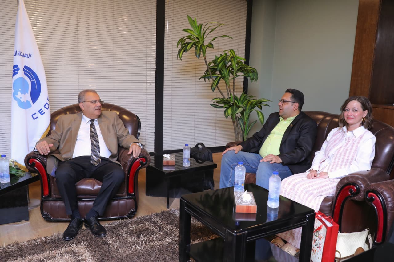 رئيس الطائفة الإنجيلية يستقبل رئيس مجمع المثال ووفدًا من الولايات المتحدة الأمريكية