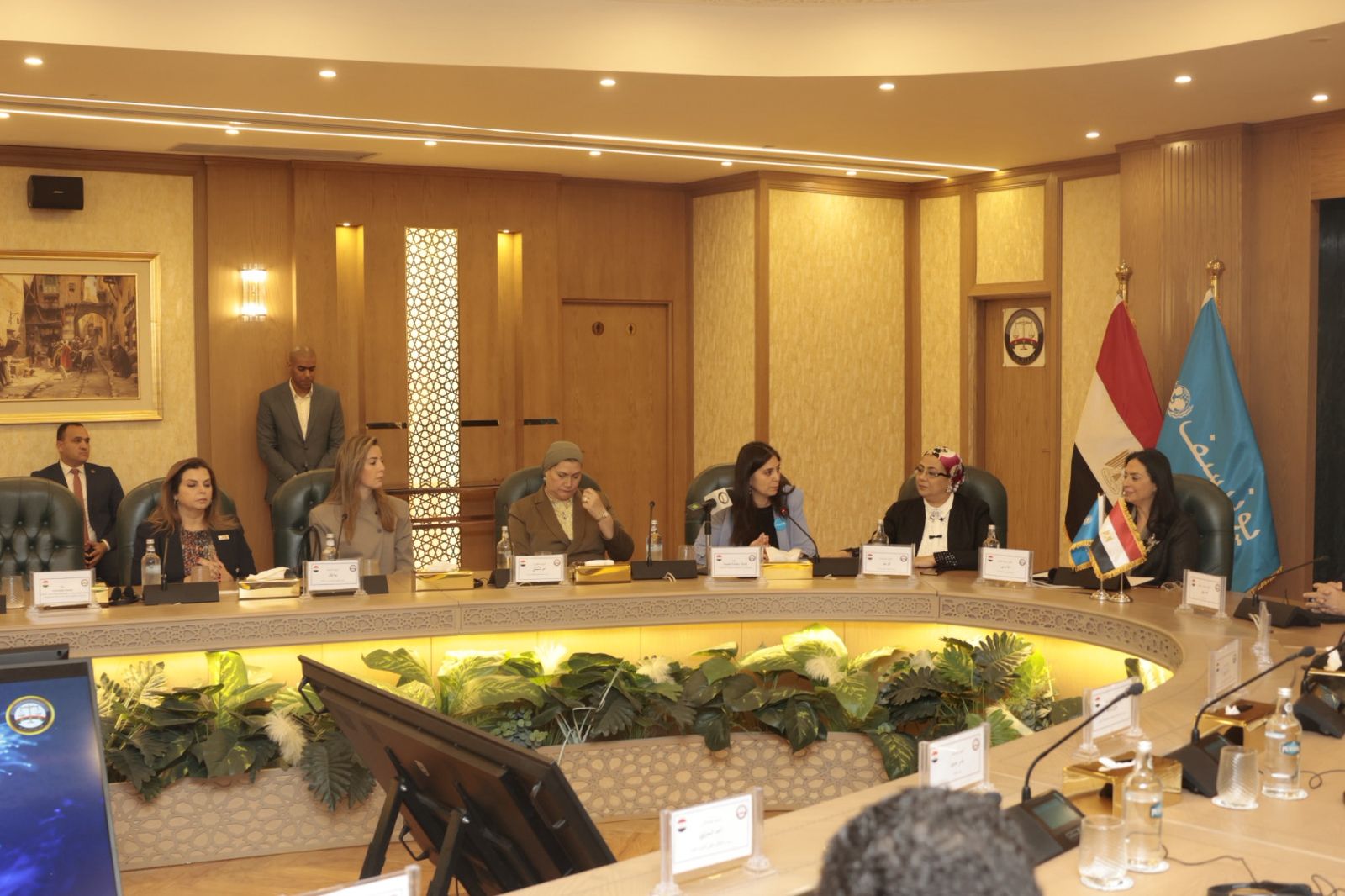 جانب من لقاء المجلس القومى للمرأة