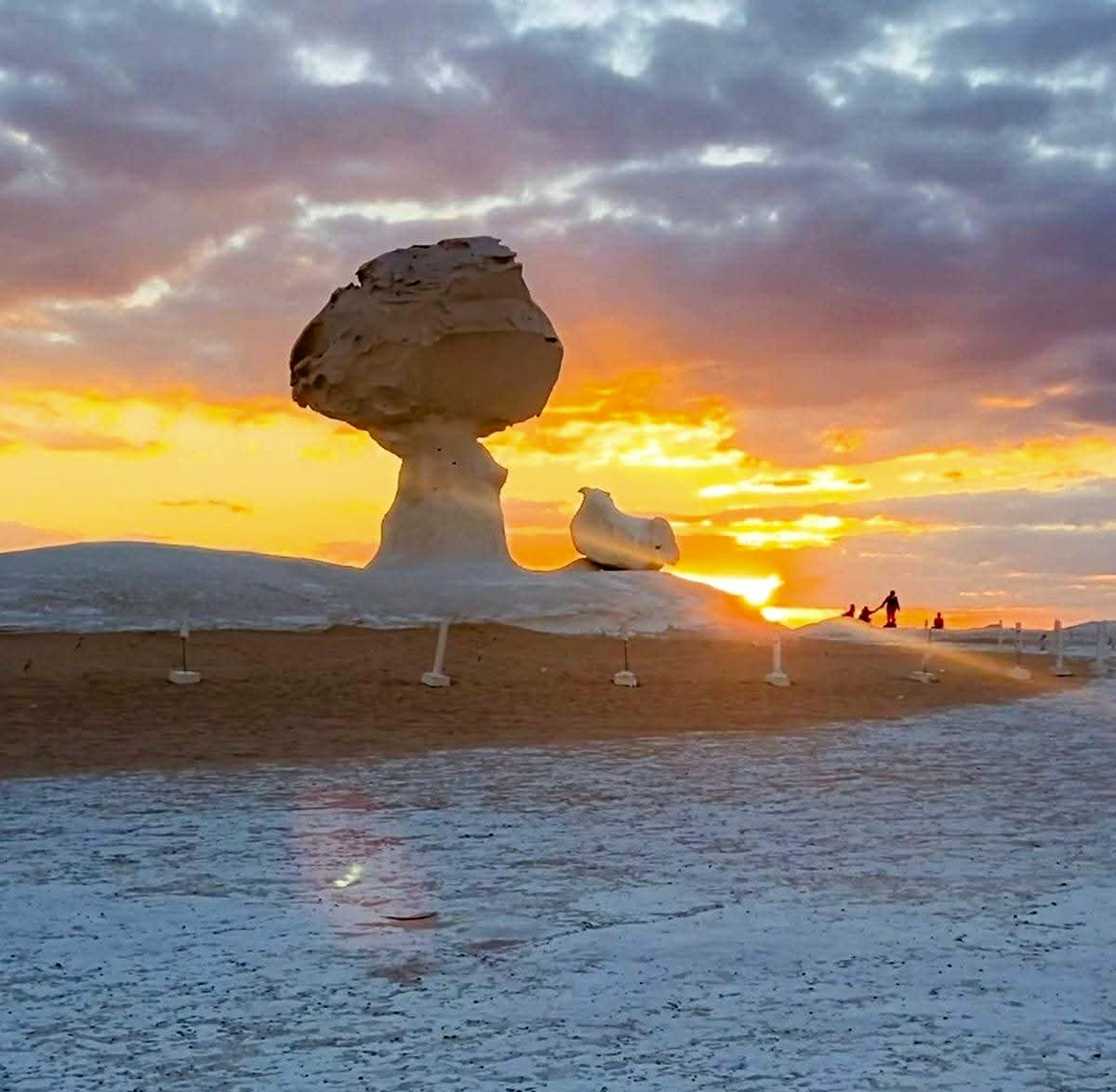 اشهر معالم الصحرا البيضاء بالوادي الجديد