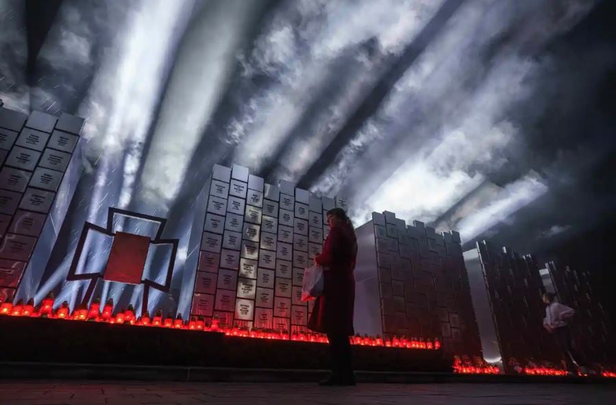 الكاميرا حول العالم.. أجمل اللقطات فى أسبوع احتفالات الربيع  (5)