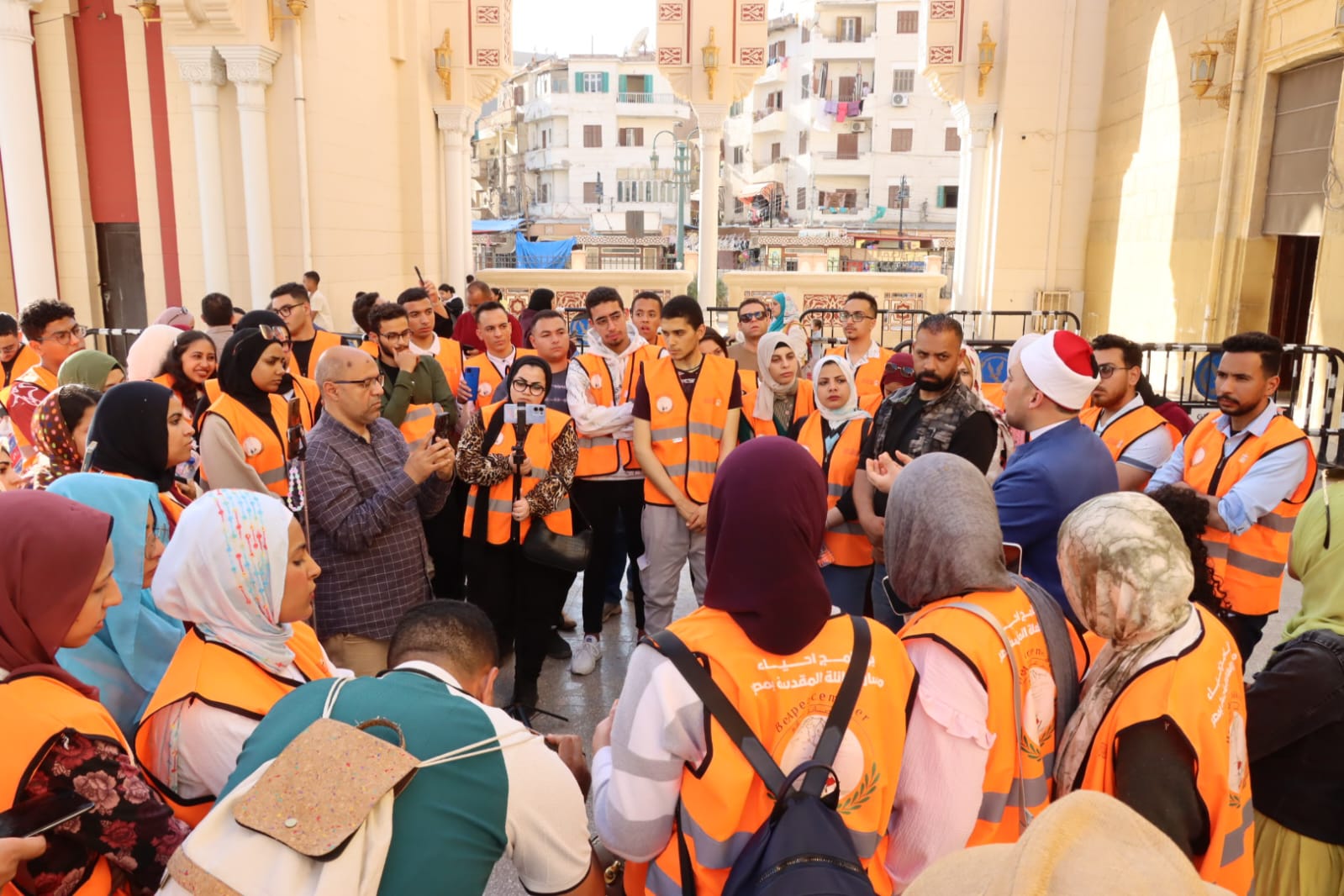 اثناء لقاء الطلاب