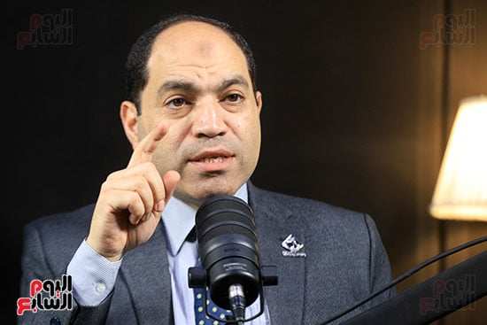 النائب عمرو درويش