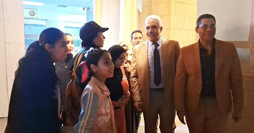 جانب من فريق التمريض بالمستشفى جانب من فريق التمريض بالمستشفى