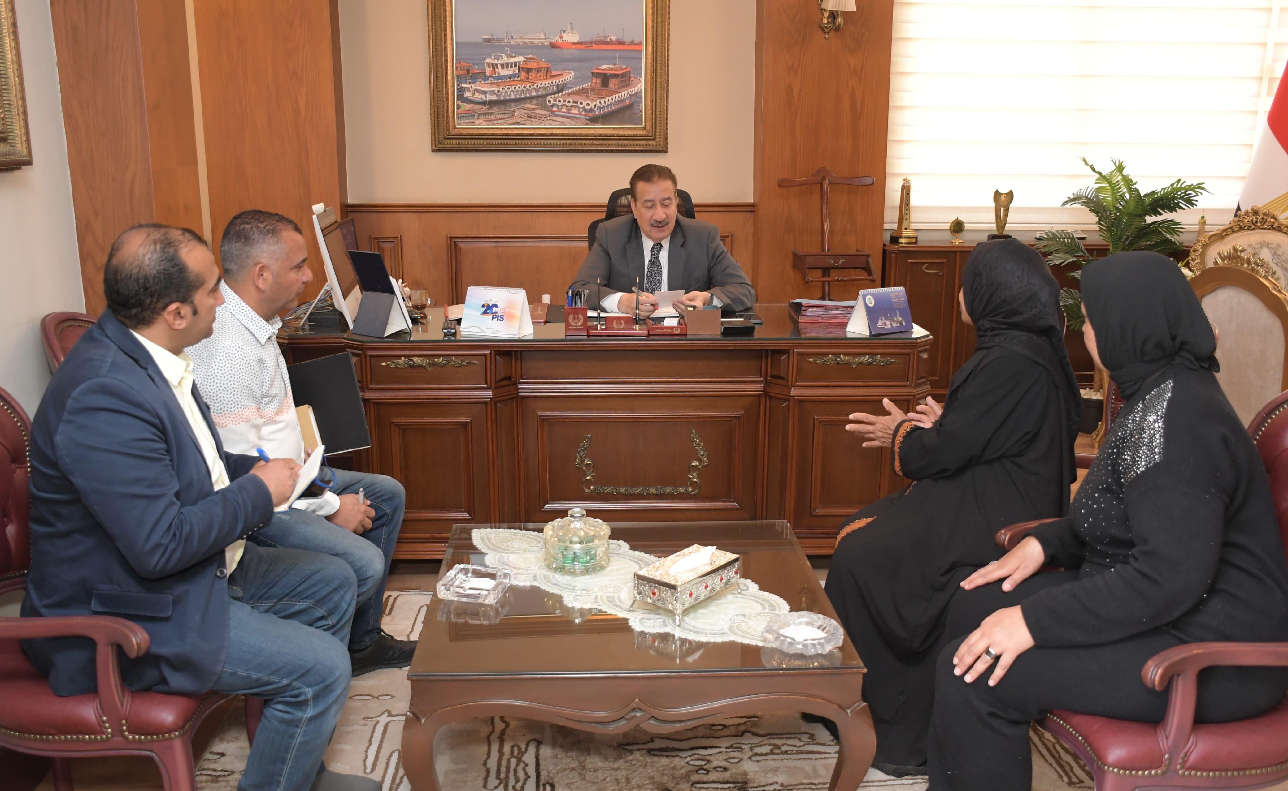 محافظ بورسعيد يستقبل السيدة