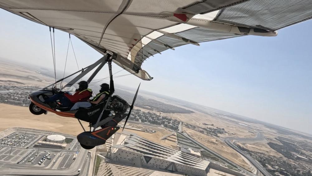 سكاي دايف فاروس تُبهر وفد الاتحاد  الدولي  للخماسي الحديث