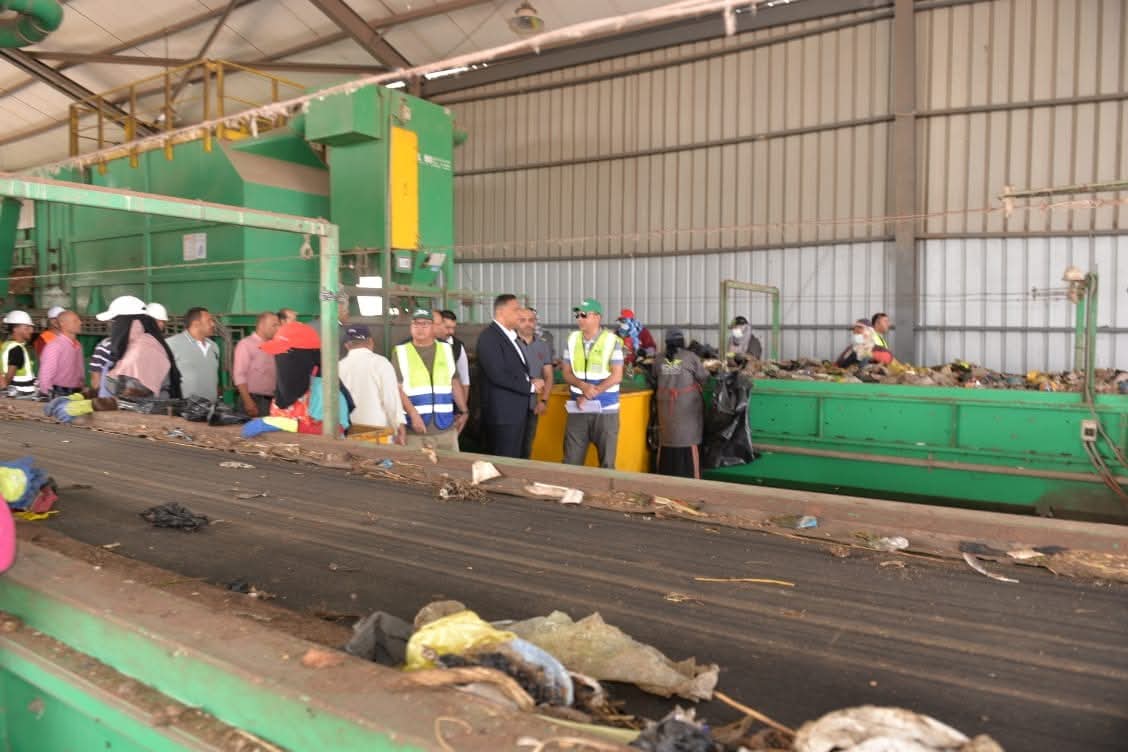 مصنع تدوير القمامة بسندوب (6)