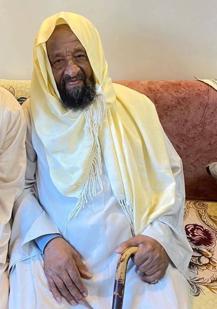 الشيخ بعيبش خادم ساحة الشيخ الطيب