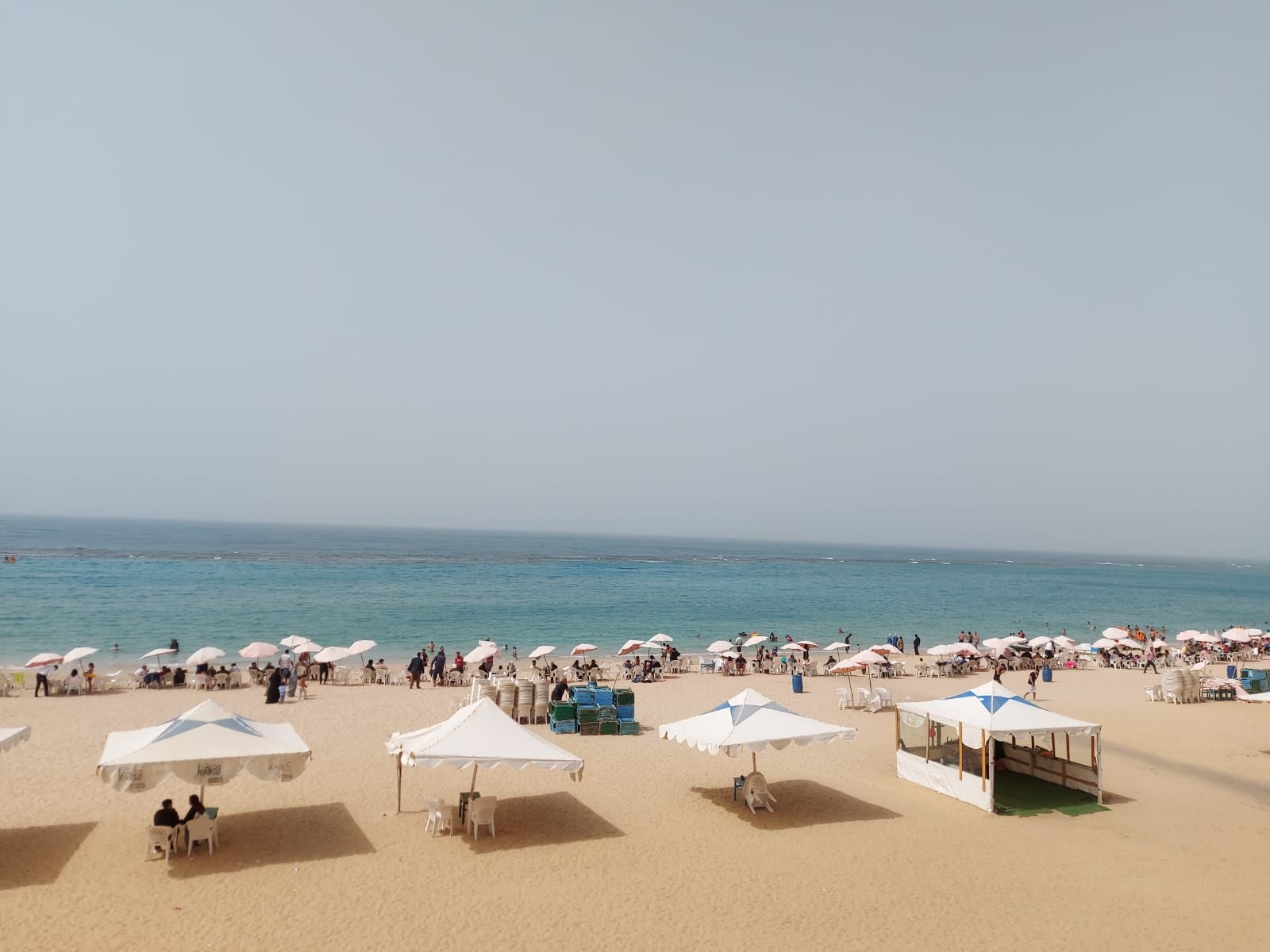 الاجواء على الشواطئ8