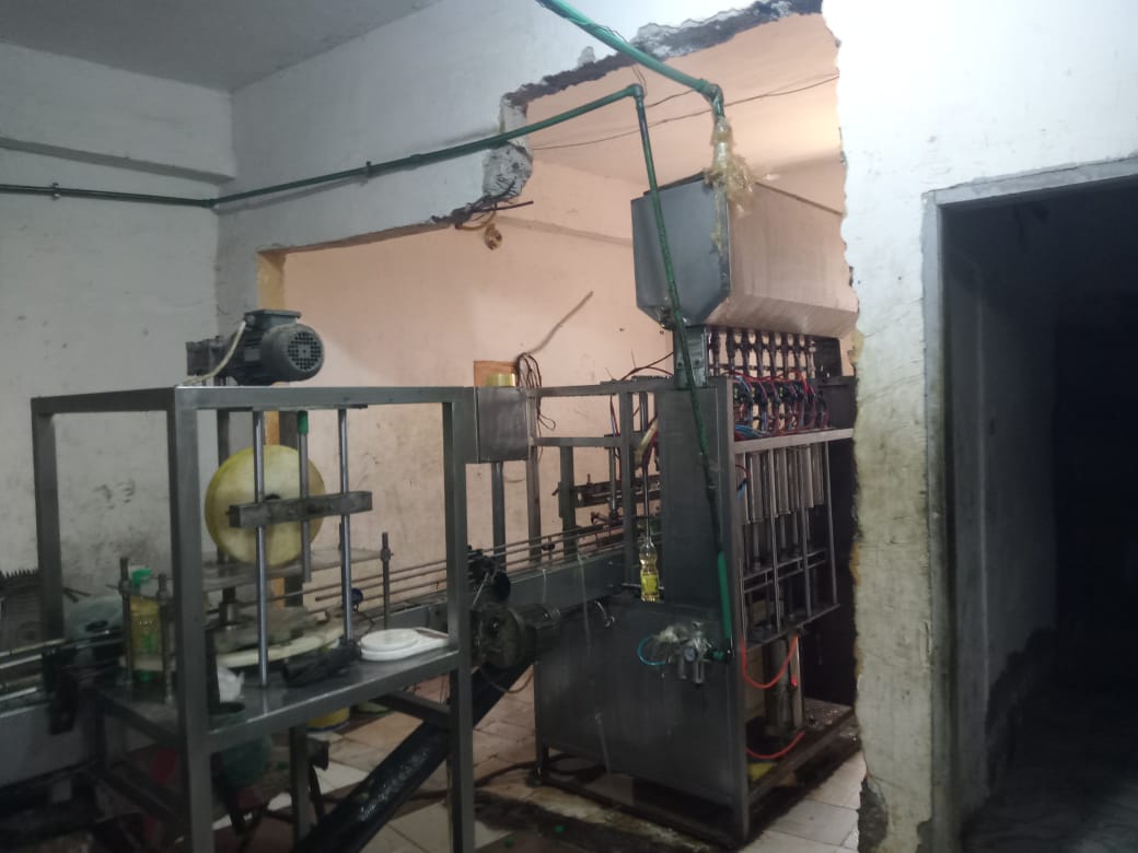 مصنع زيت الطعام.