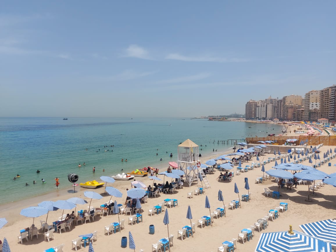 الشواطئ جاهزة لاستقبال الزائرين