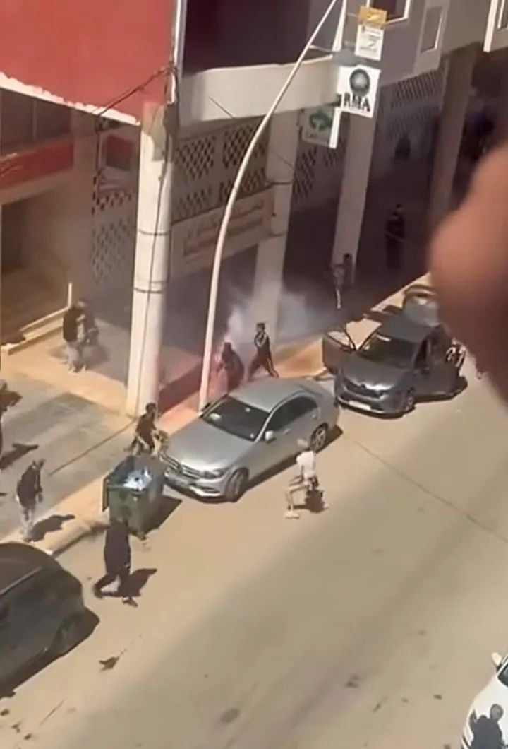 جانب من الاشتباكات (1)