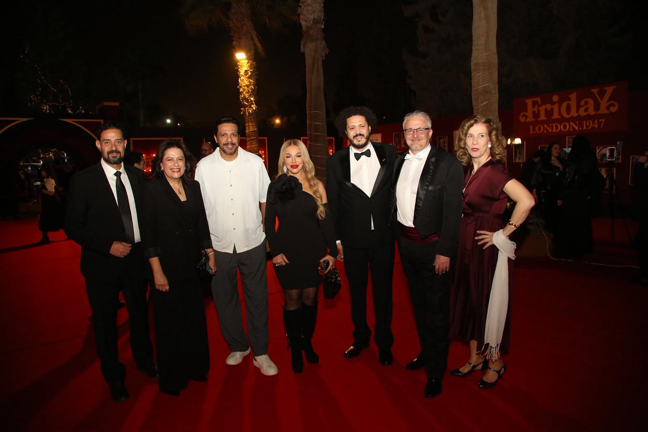 نجوم الفن والاعلام في العرض المسرحي فرايداي  (11)