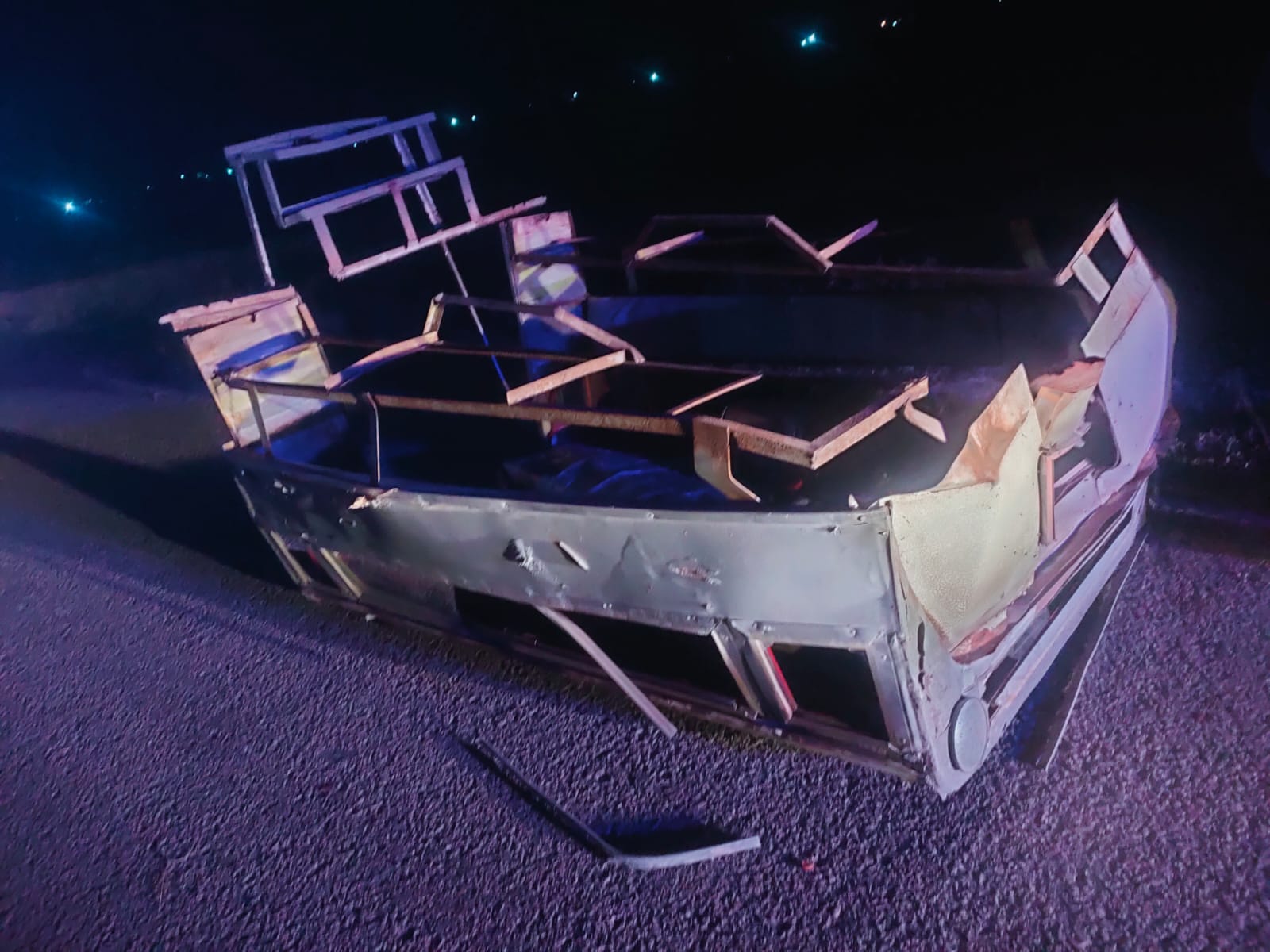 انقلاب السيارة الكبوت على الطريق الدولي