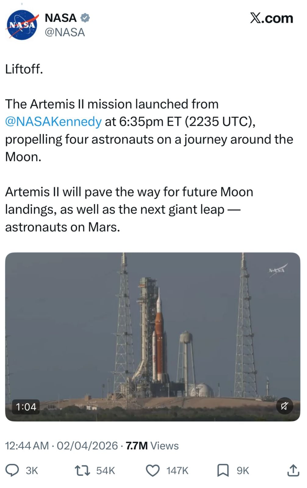 إطلاق رحلة القمر