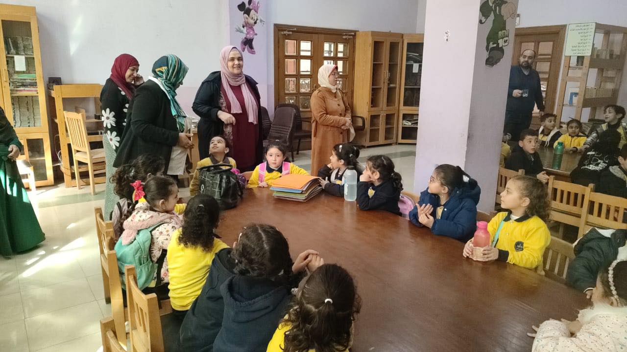 استمتاع الاطفال بأجواء المكتبات استمتاع الاطفال بأجواء المكتبات