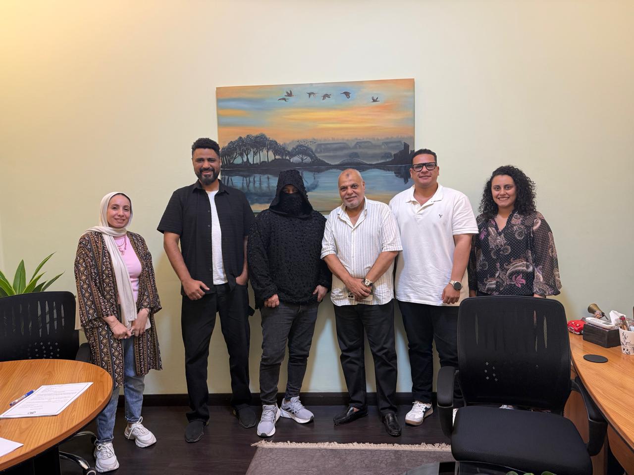 تعاقد المطرب كابوتشي