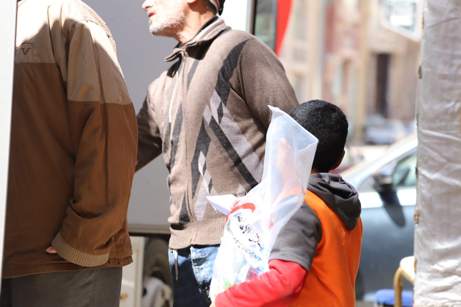 جانب من قوافل الهلال الأحمر المصرى