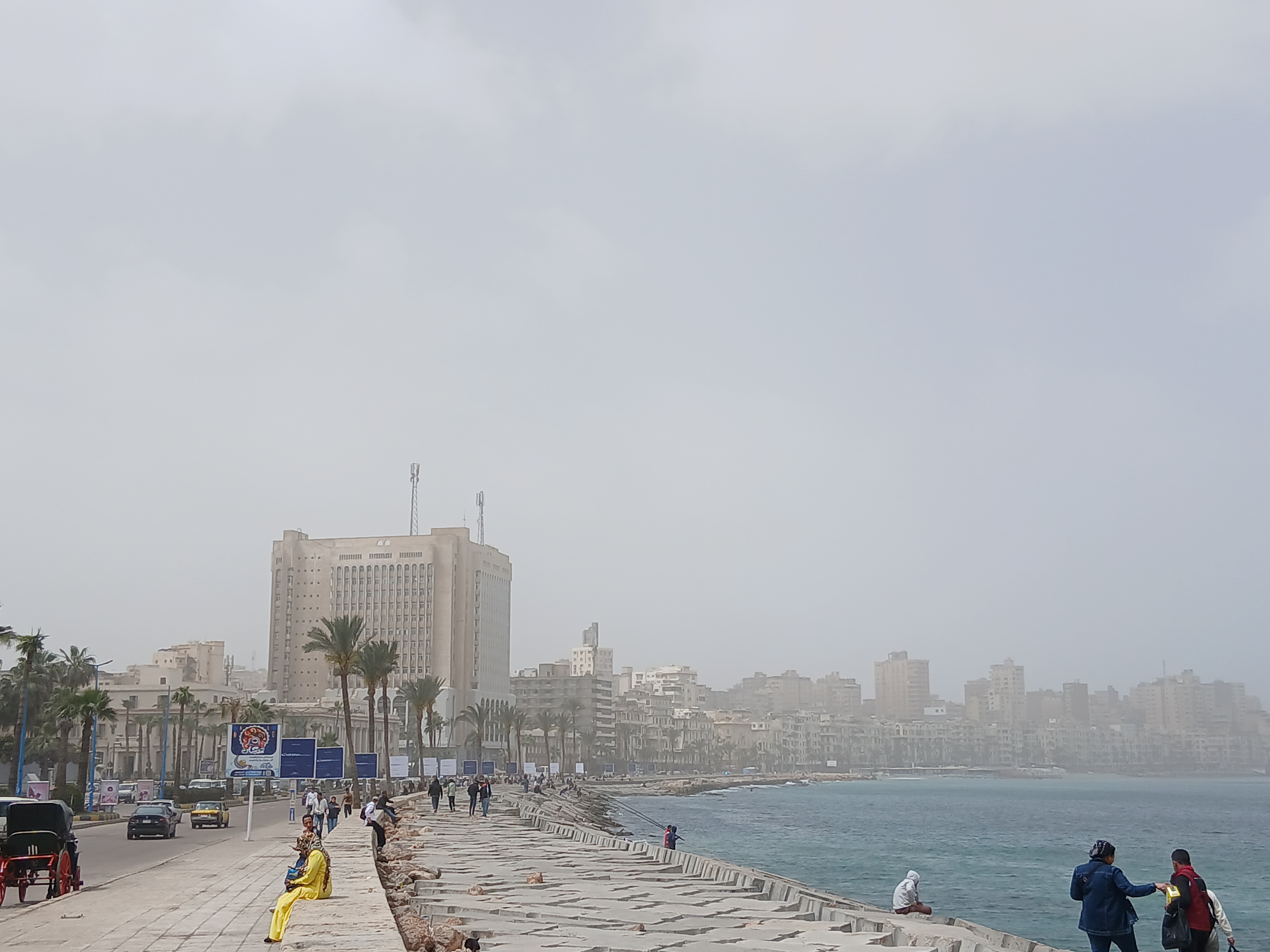 رياح محملة بالأتربة في الإسكندرية