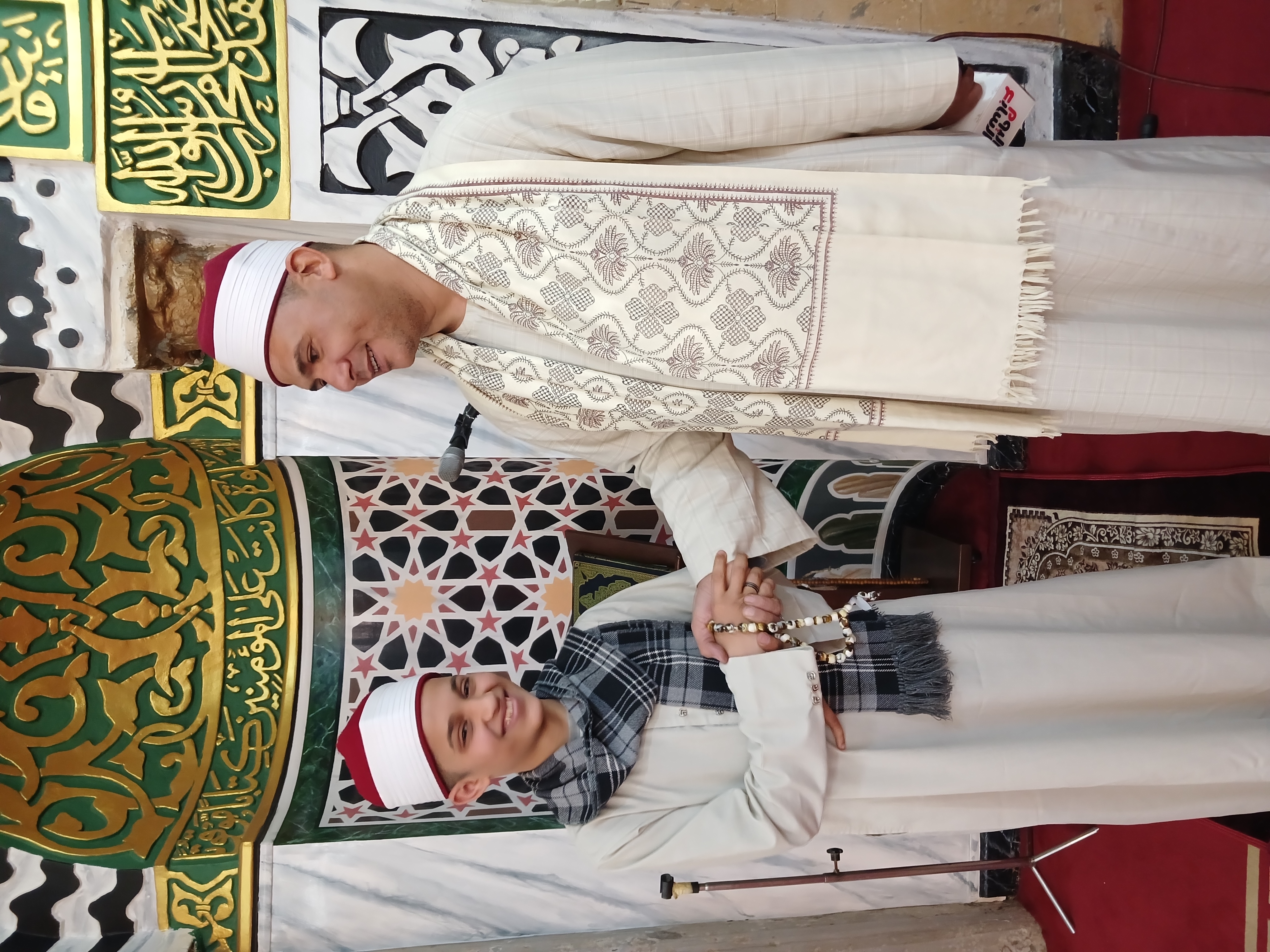 مدير ادارة اوقاف بلبيس يشيد بموهبة الطالب