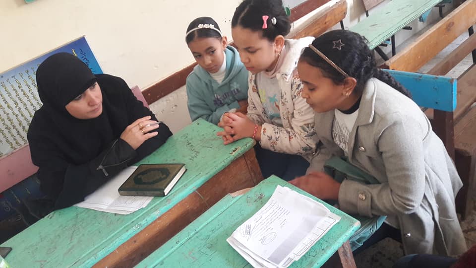 تابعة مستمرة للنابغات بالمدرسة
