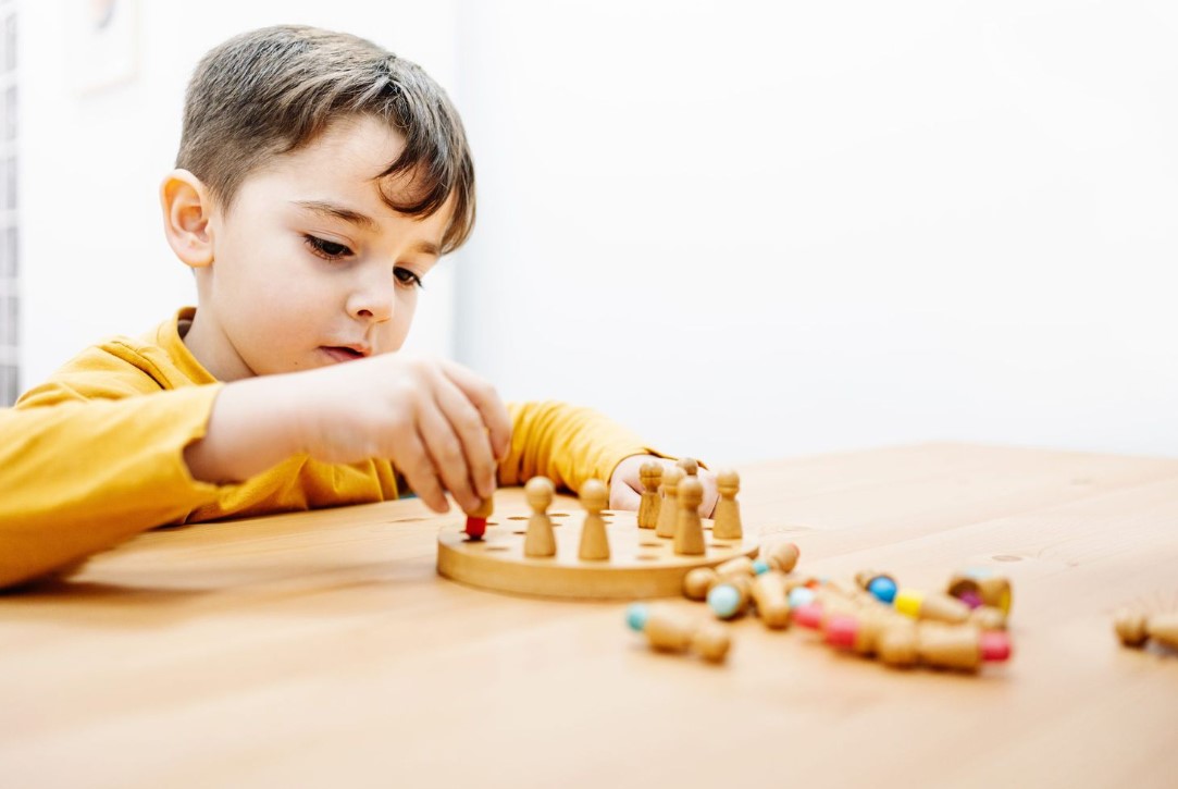 تربية طفل التوحد