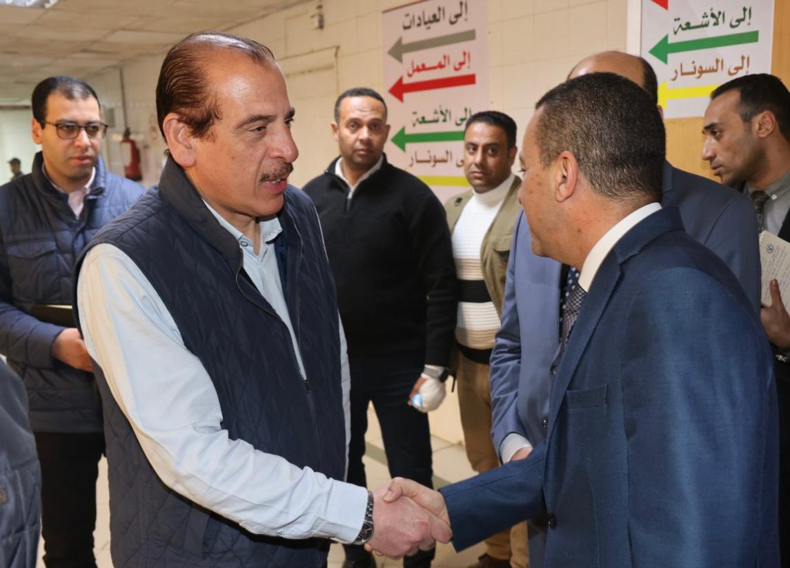 جانب من الجولات لمتابعة حالة المصابين (1)