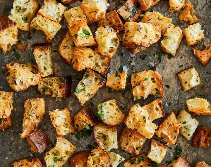 سلطة سيزر دجاج