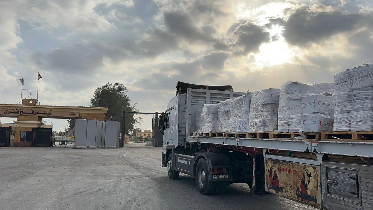 المساعدات الإنسانية إلى غزة 