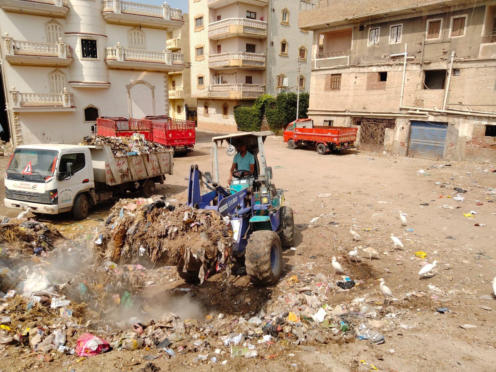 رفع المخلفات من الأحياء