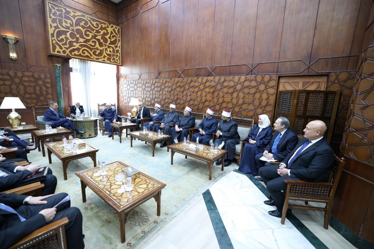 جانب من الزيارة