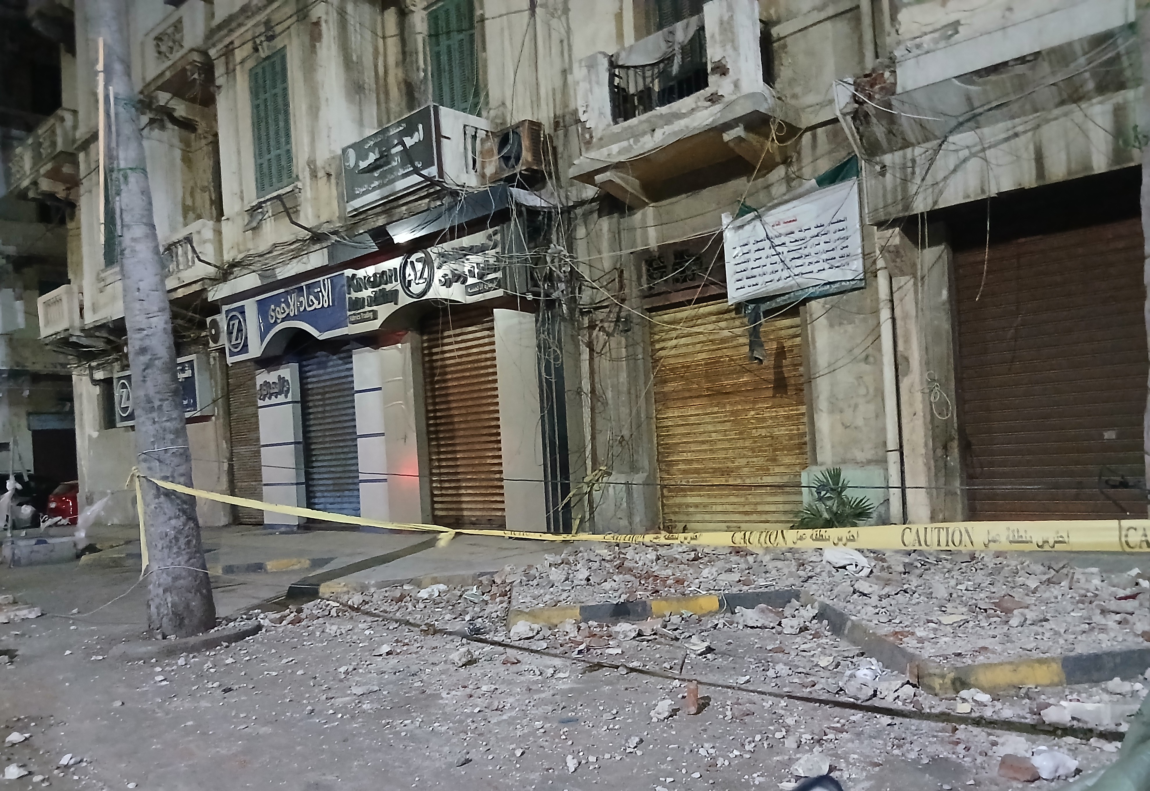 انهيار شرفة عقار بكورنيش الإسكندرية