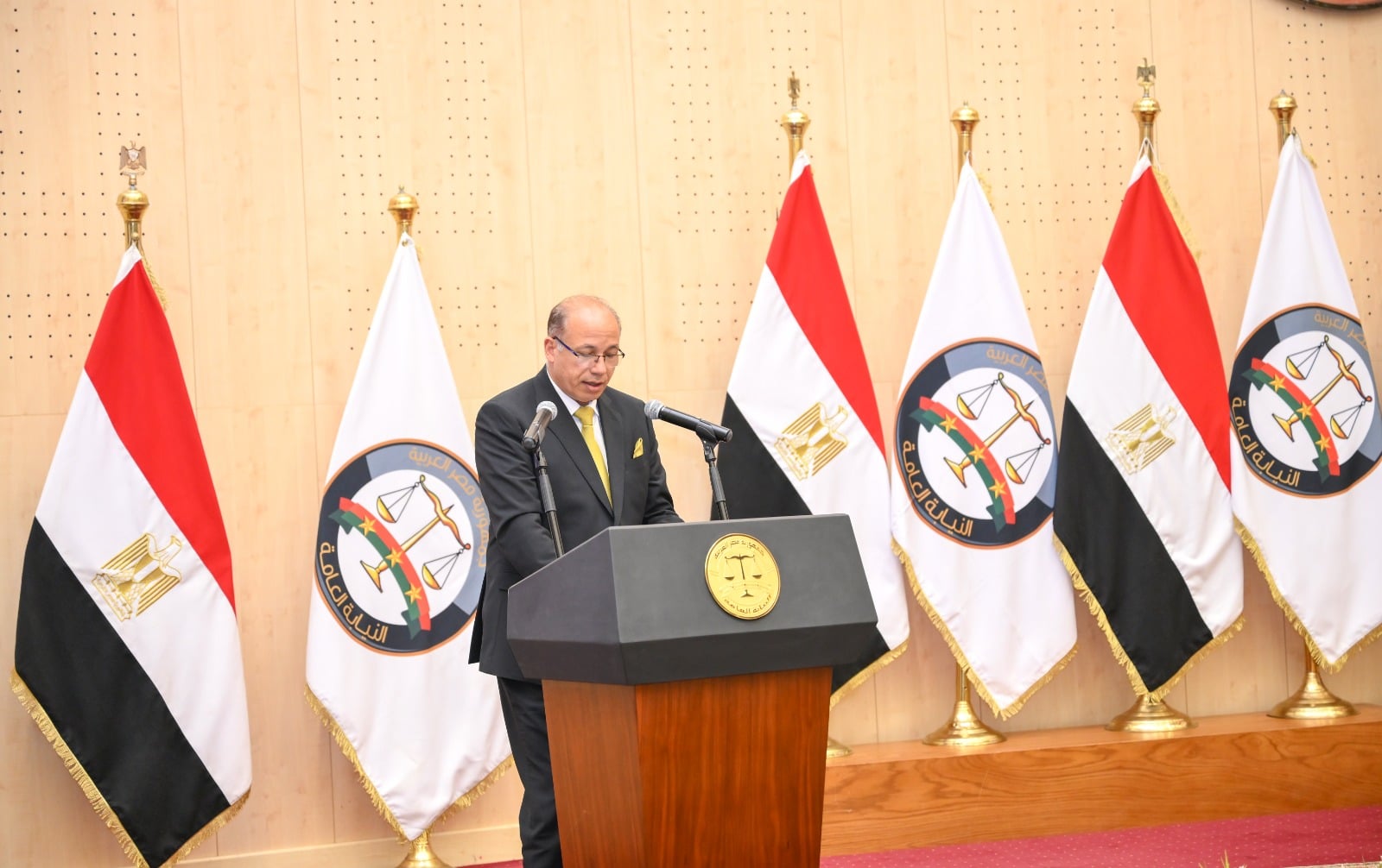 النائب العام يستقبل رئيس جامعة المنصورة  (5)