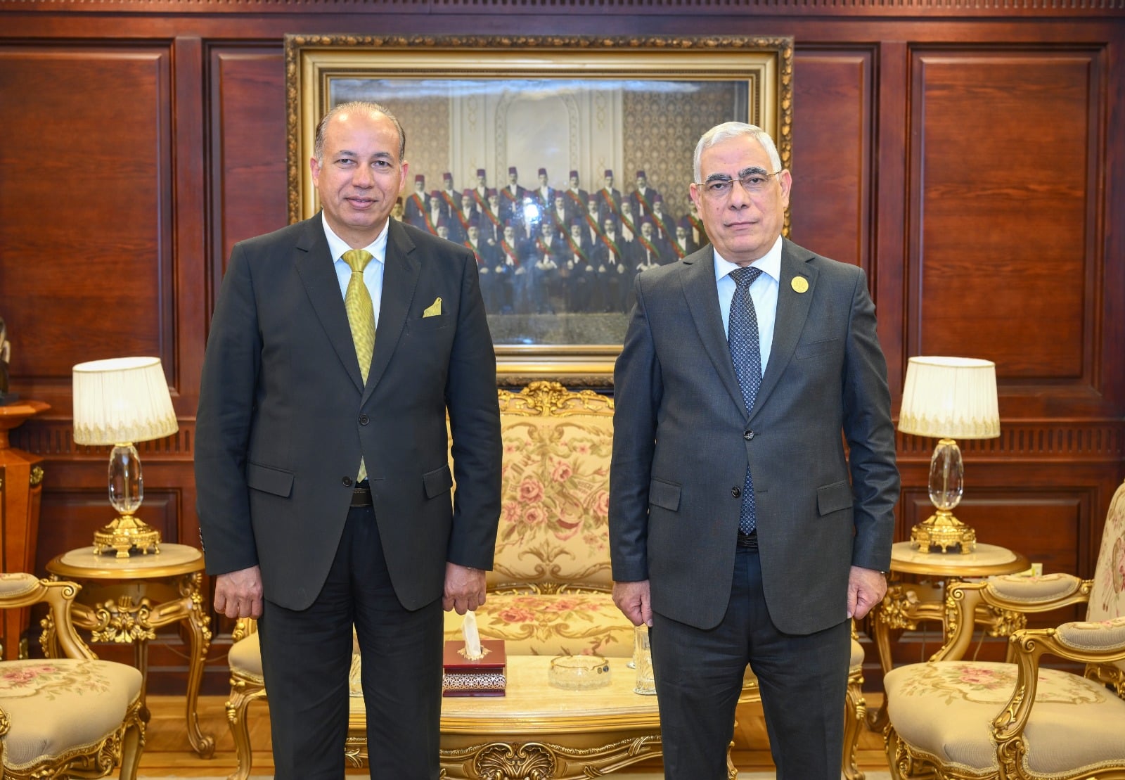 النائب العام يستقبل رئيس جامعة المنصورة  (1)