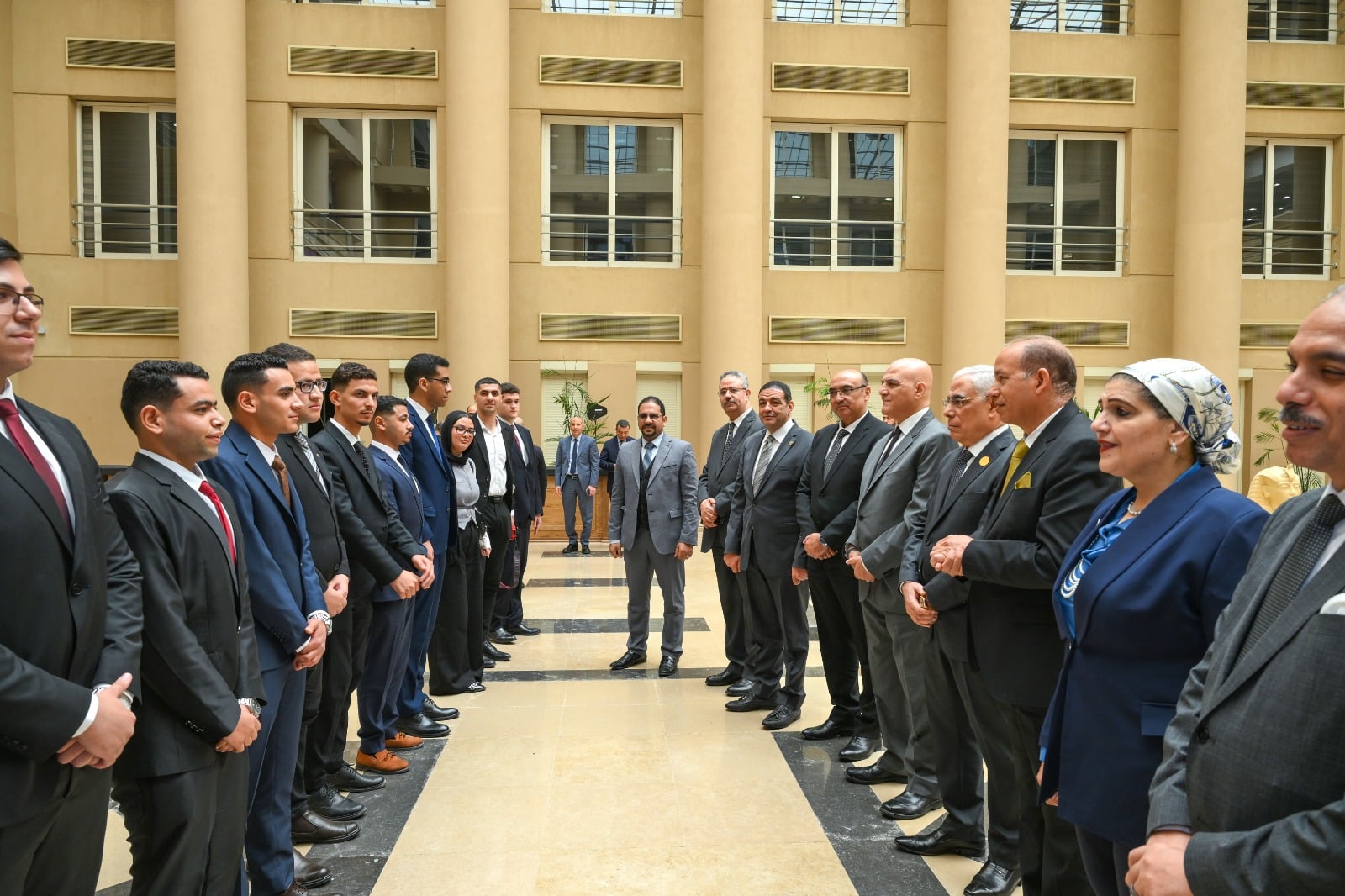 النائب العام يستقبل رئيس جامعة المنصورة  (4)