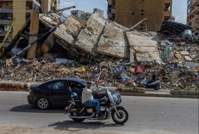 عودة أهالى جنوب لبنان رغم تحذيرات العدو الإسرائيلي (4)