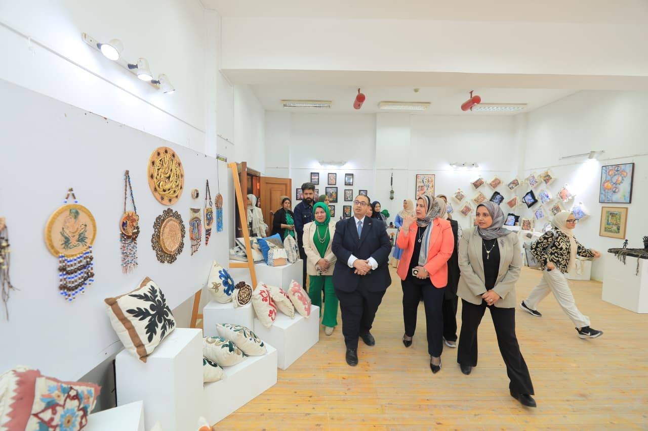 جانب من المعروضات