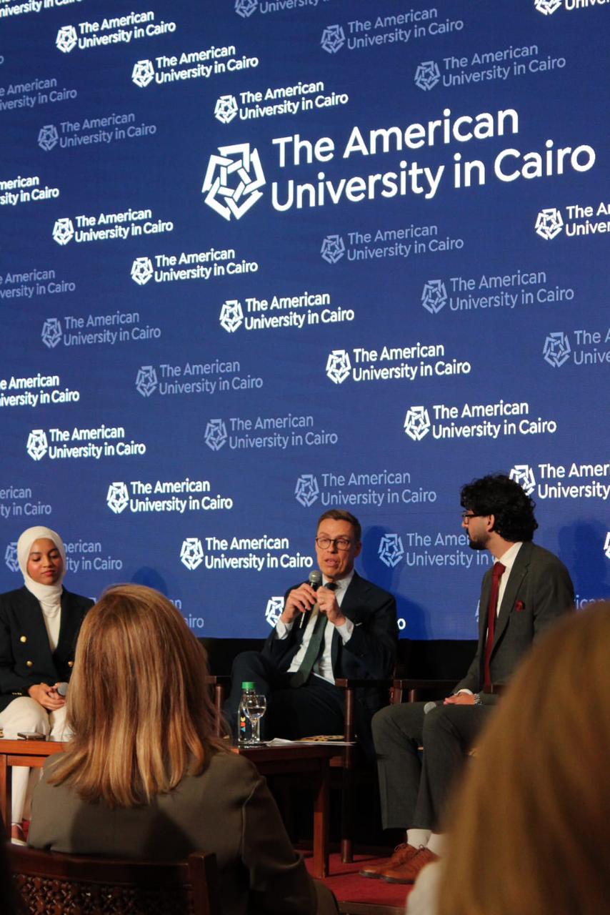 وفد جامعة القاهرة