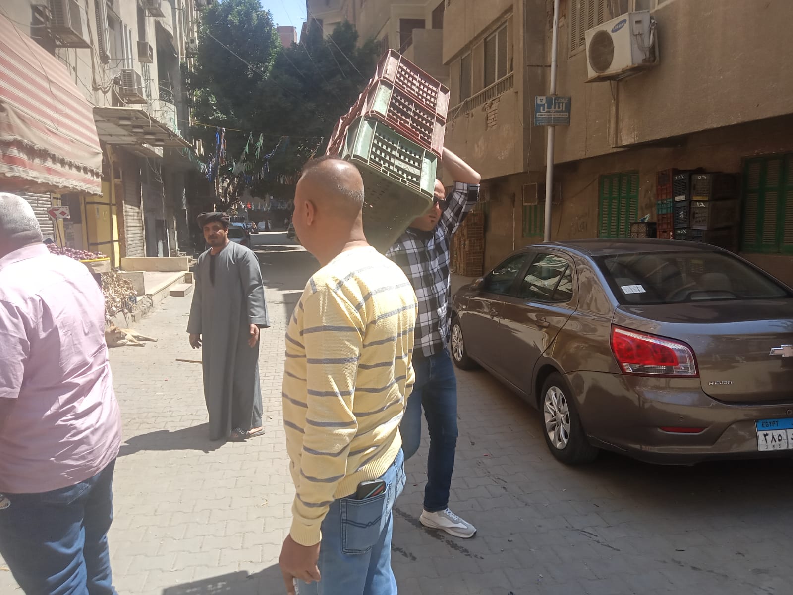 حملات مكثفة بالطالبية لرفع الإشغالات وتحسين مستوى النظافة (4)