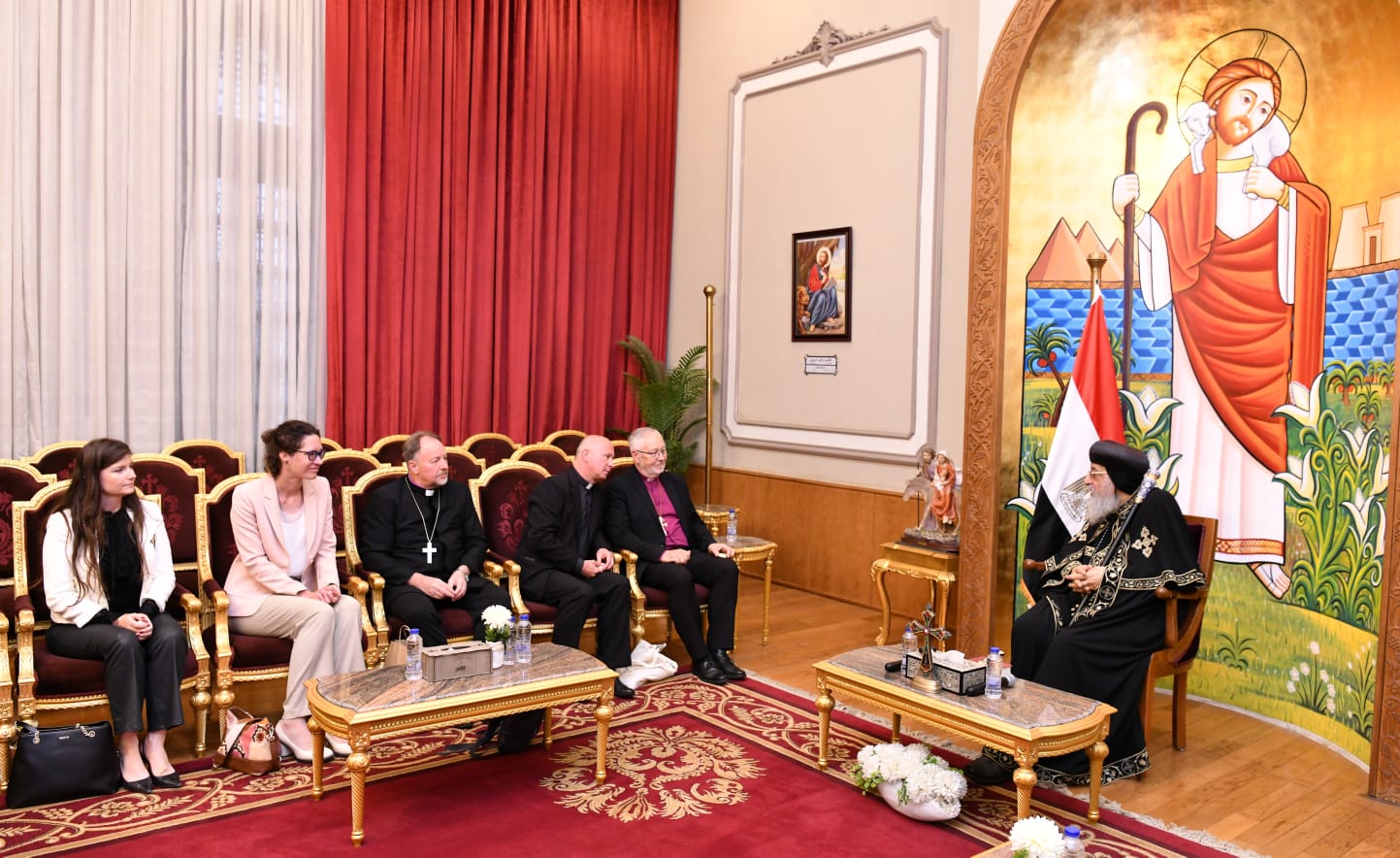 البابا تواضروس خلال اللقاء