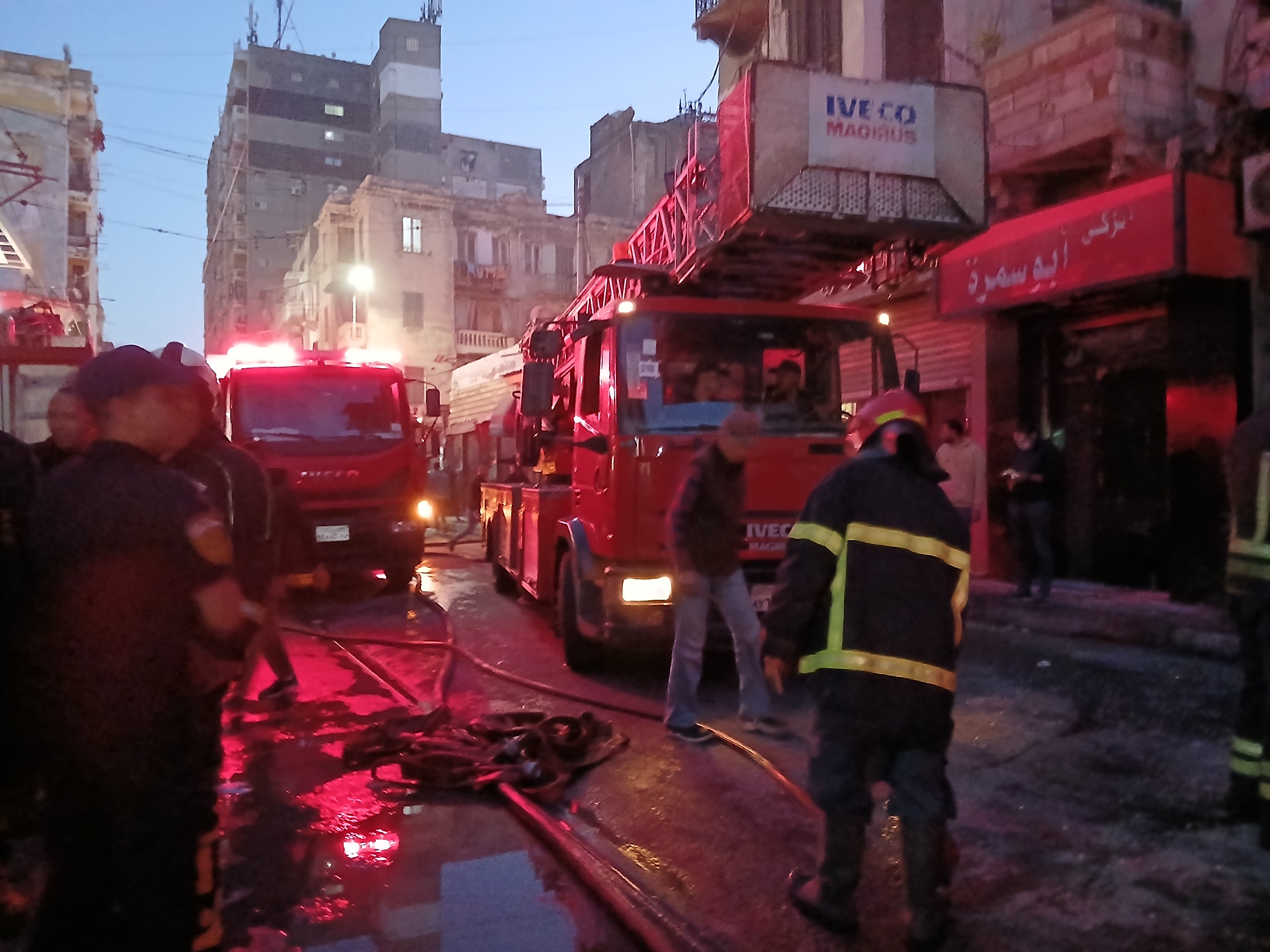حريق في محل ادوات كهربائية بالإسكندرية