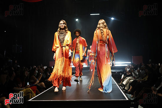 منصة العرض الرئيسية