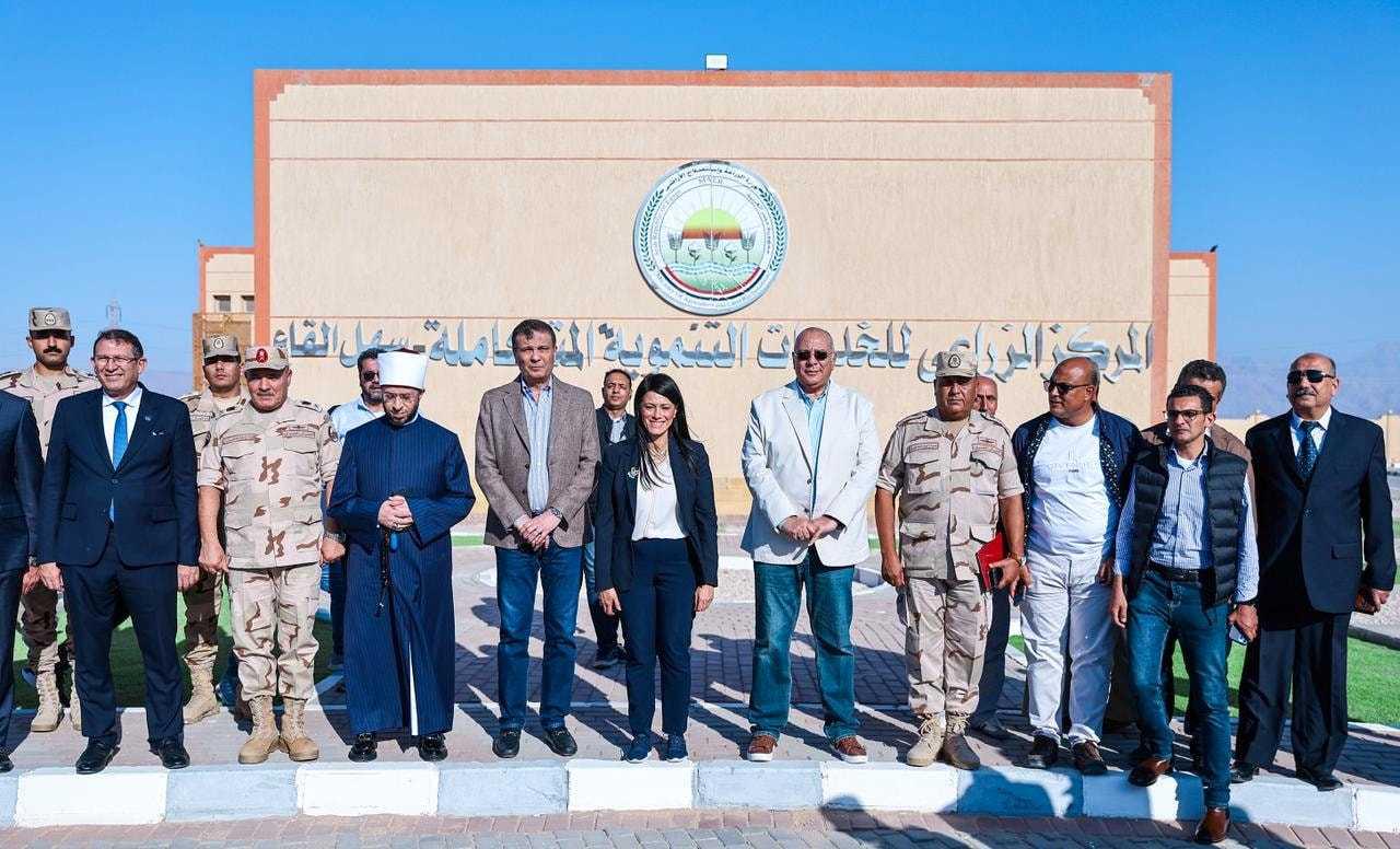 جانب من الزيارة